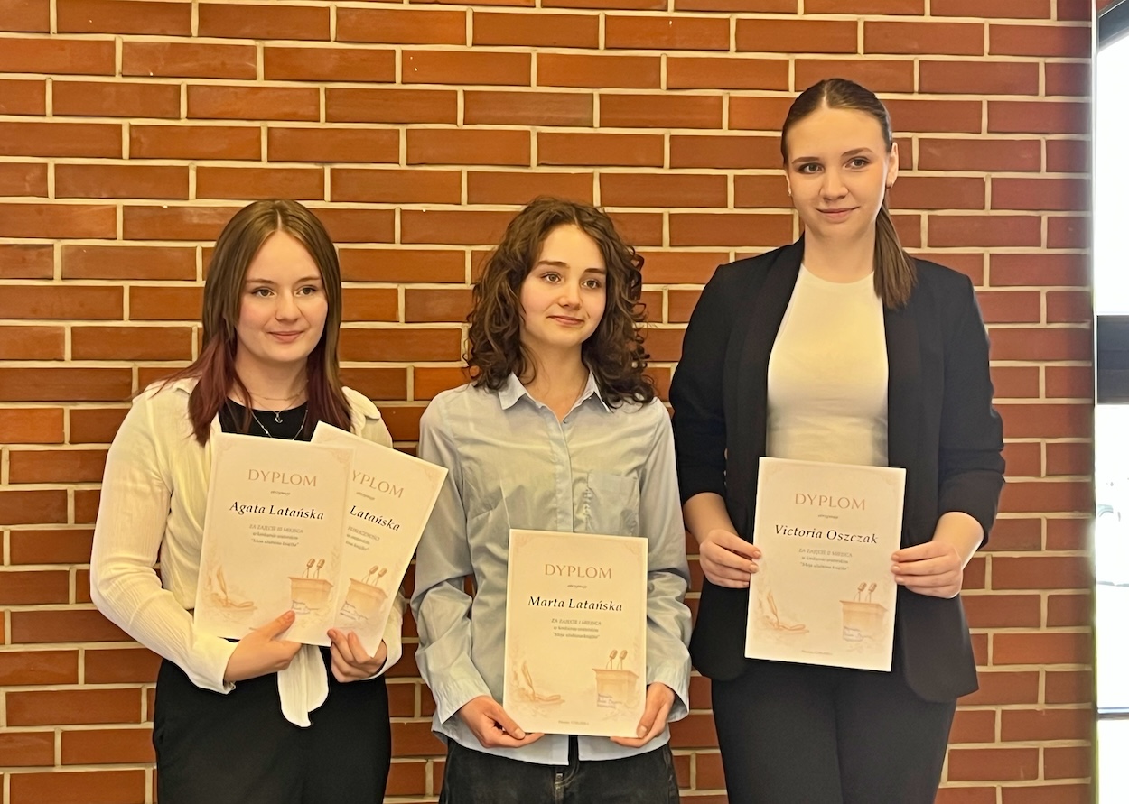 Sukces naszych uczniów w konkursie oratorskim